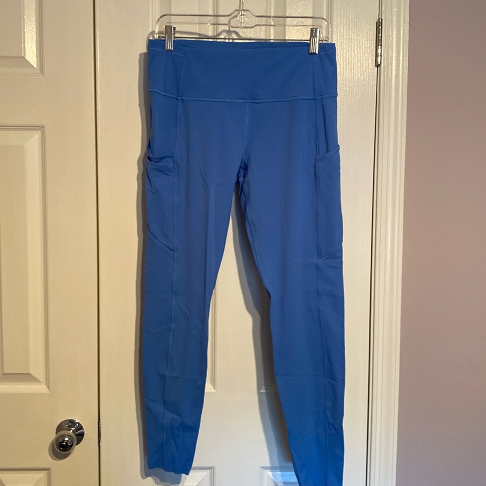 Lululemon fast and free